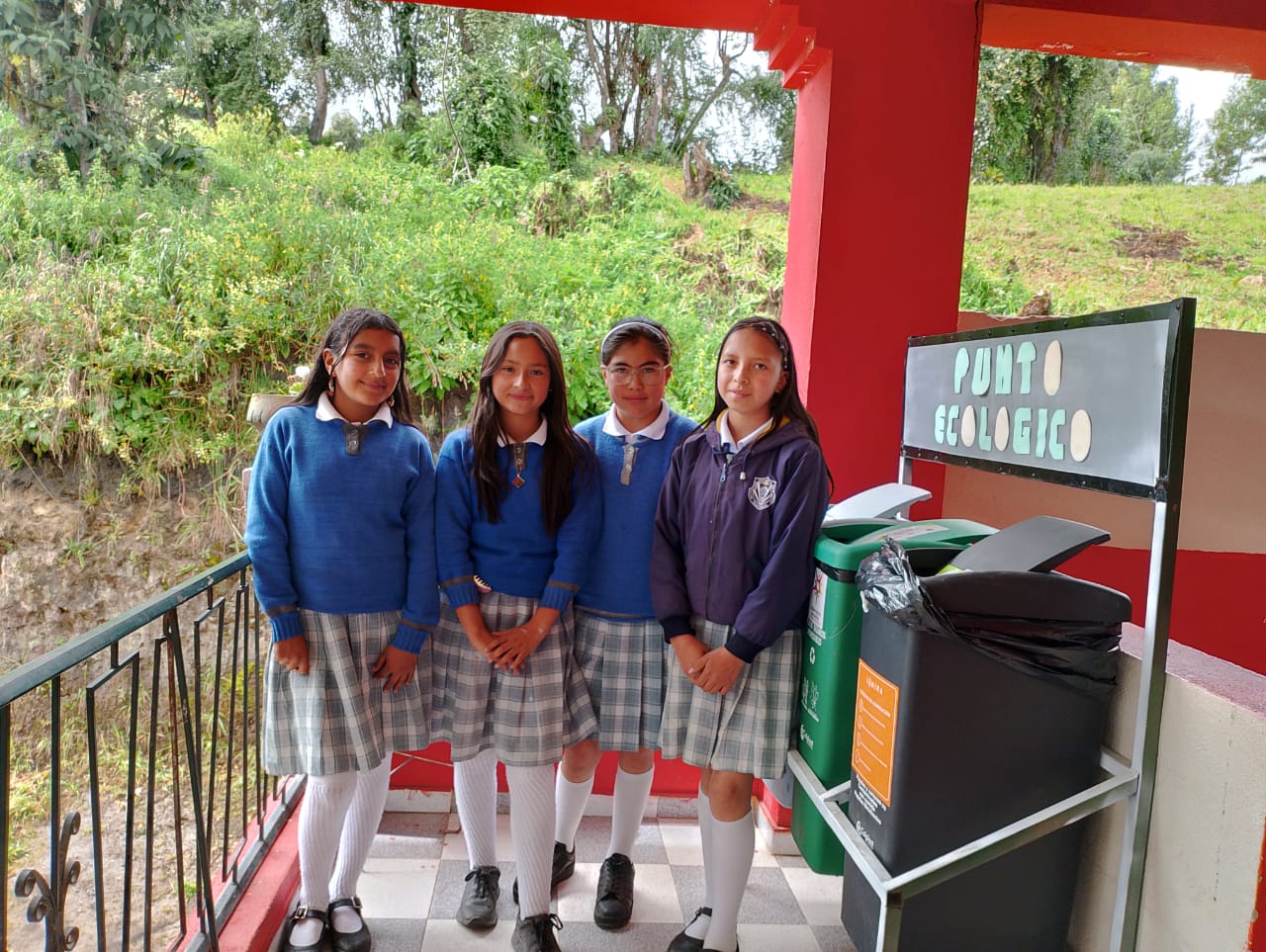 I.E San José de Chillanquer se une al cambio: Ecopatrulleros lideran campaña de reciclaje